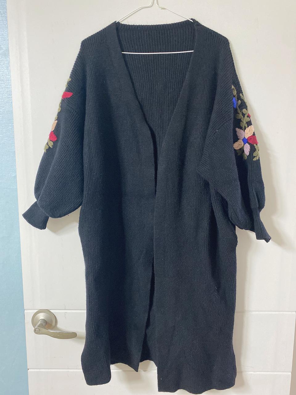 ::예쁜 꽃 자수 가디건::