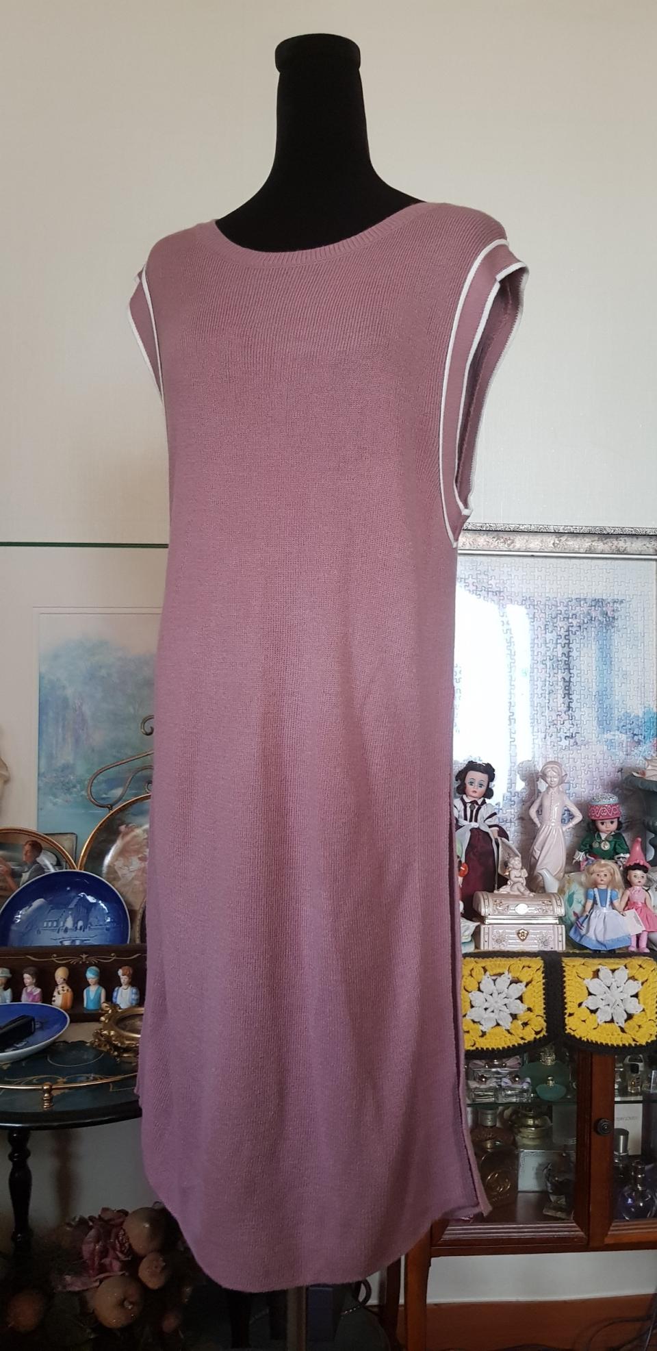 4CUS 트임 조끼 롱니트