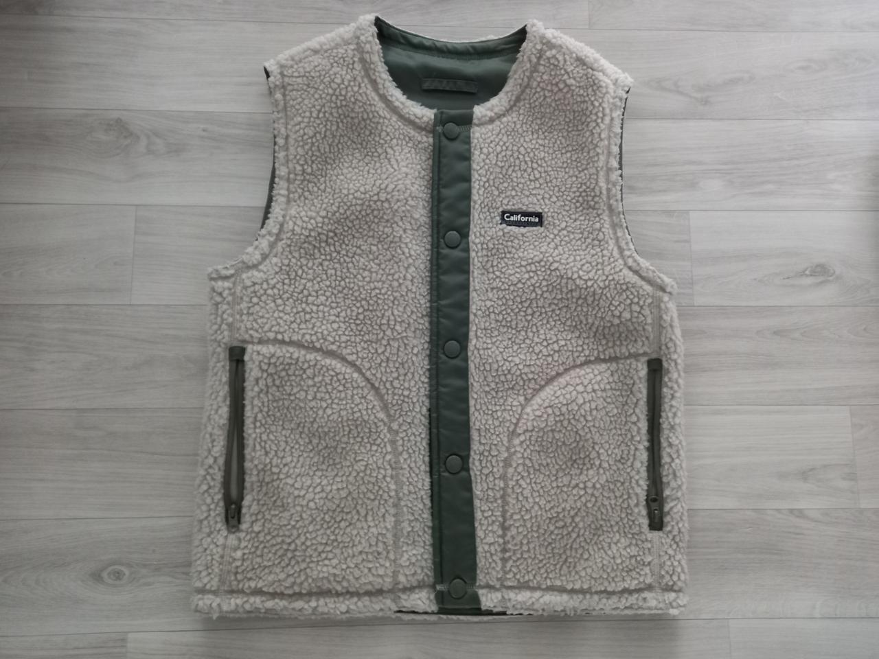 후아유 리버서블조끼