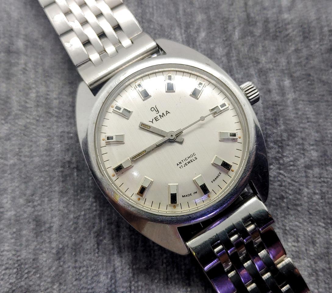 엔틱 프랑스 예마(YEMA) 화이트 수동시계 팝니다