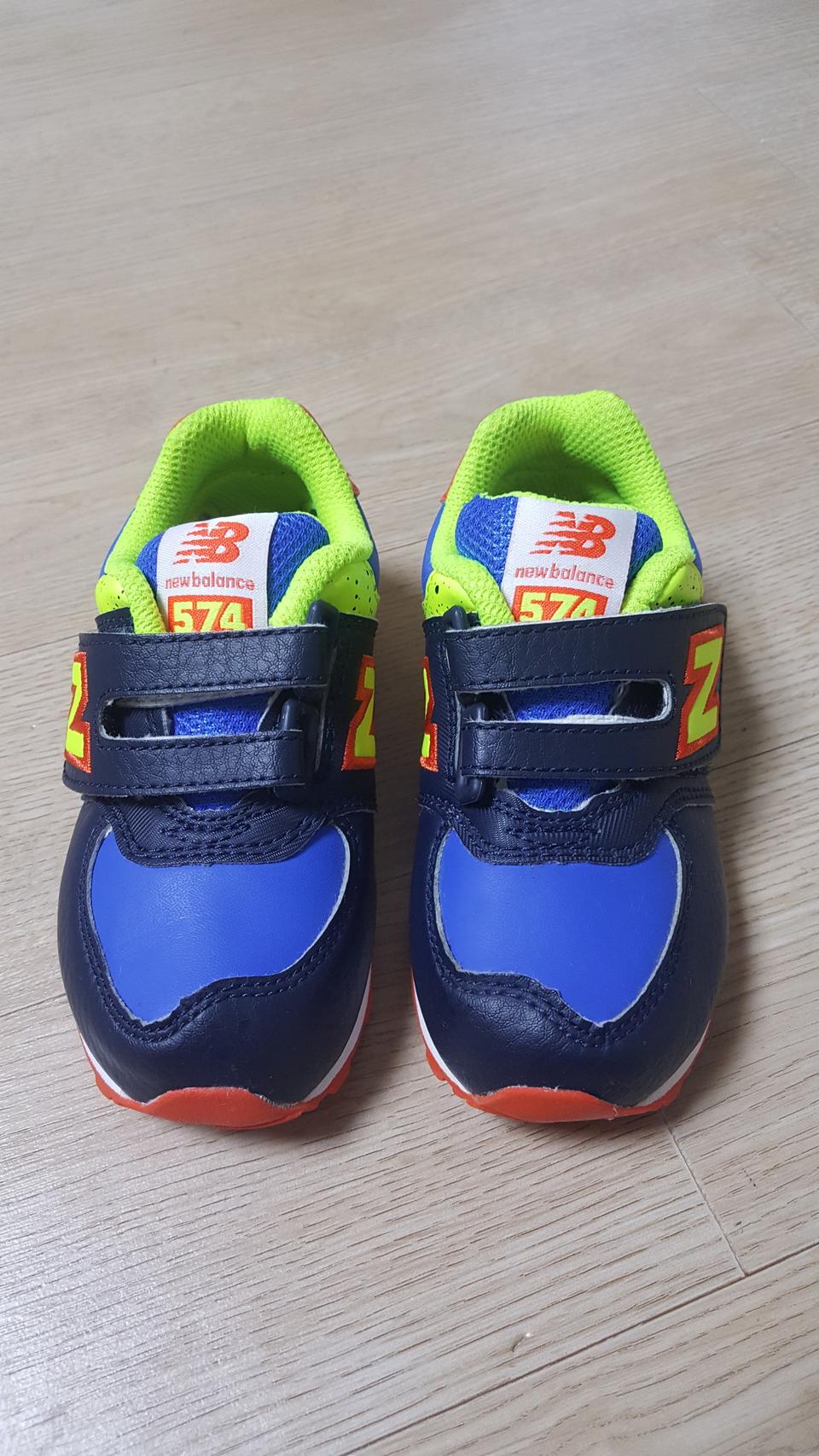 (거의새것)뉴발란스 유아 135 신발팝니다