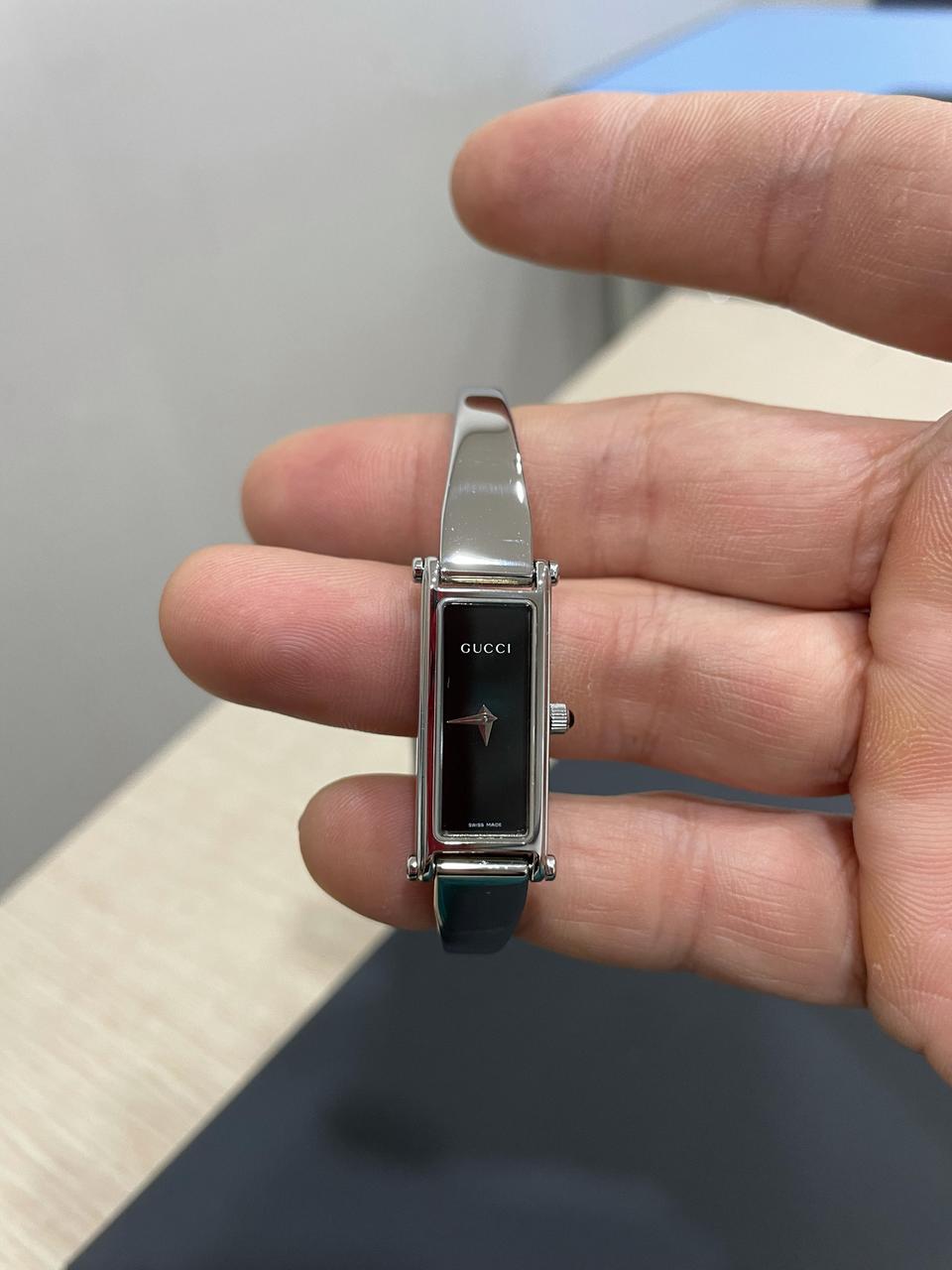 여성용 구찌 시계 1500L팝니다