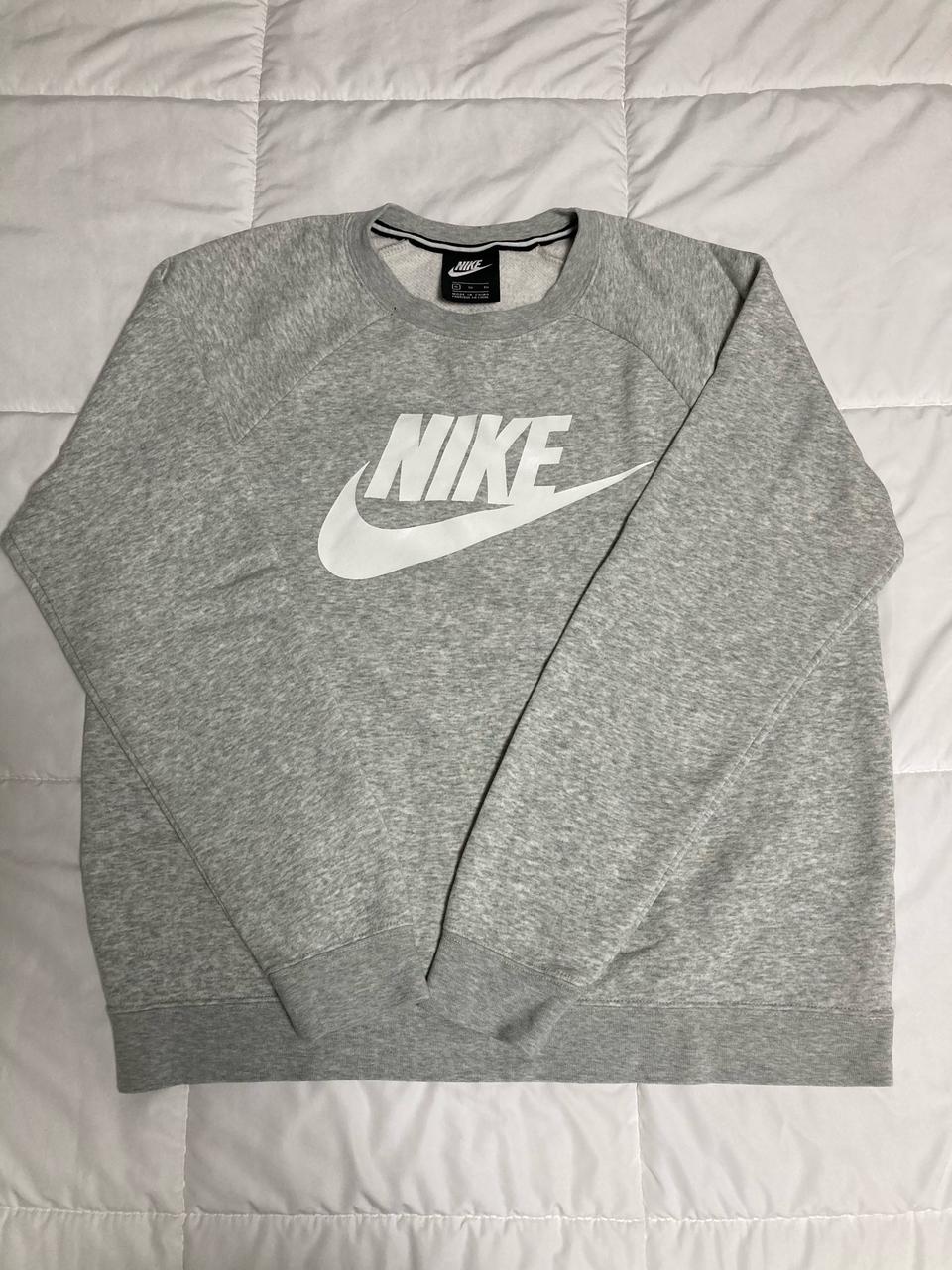 나이키 여성 맨투맨