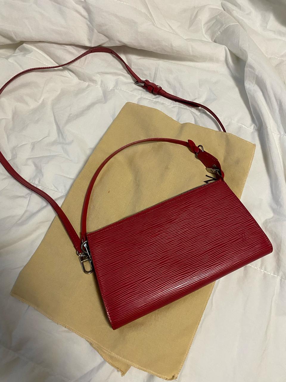 (정품)루이비통 에삐 포치+스트랩