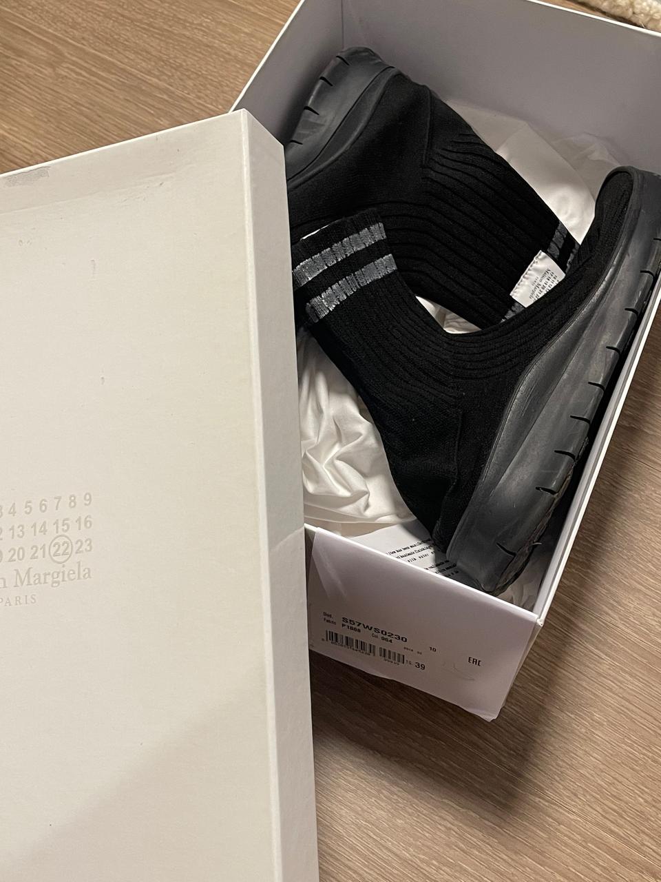 메종마르지엘라 삭스러너250