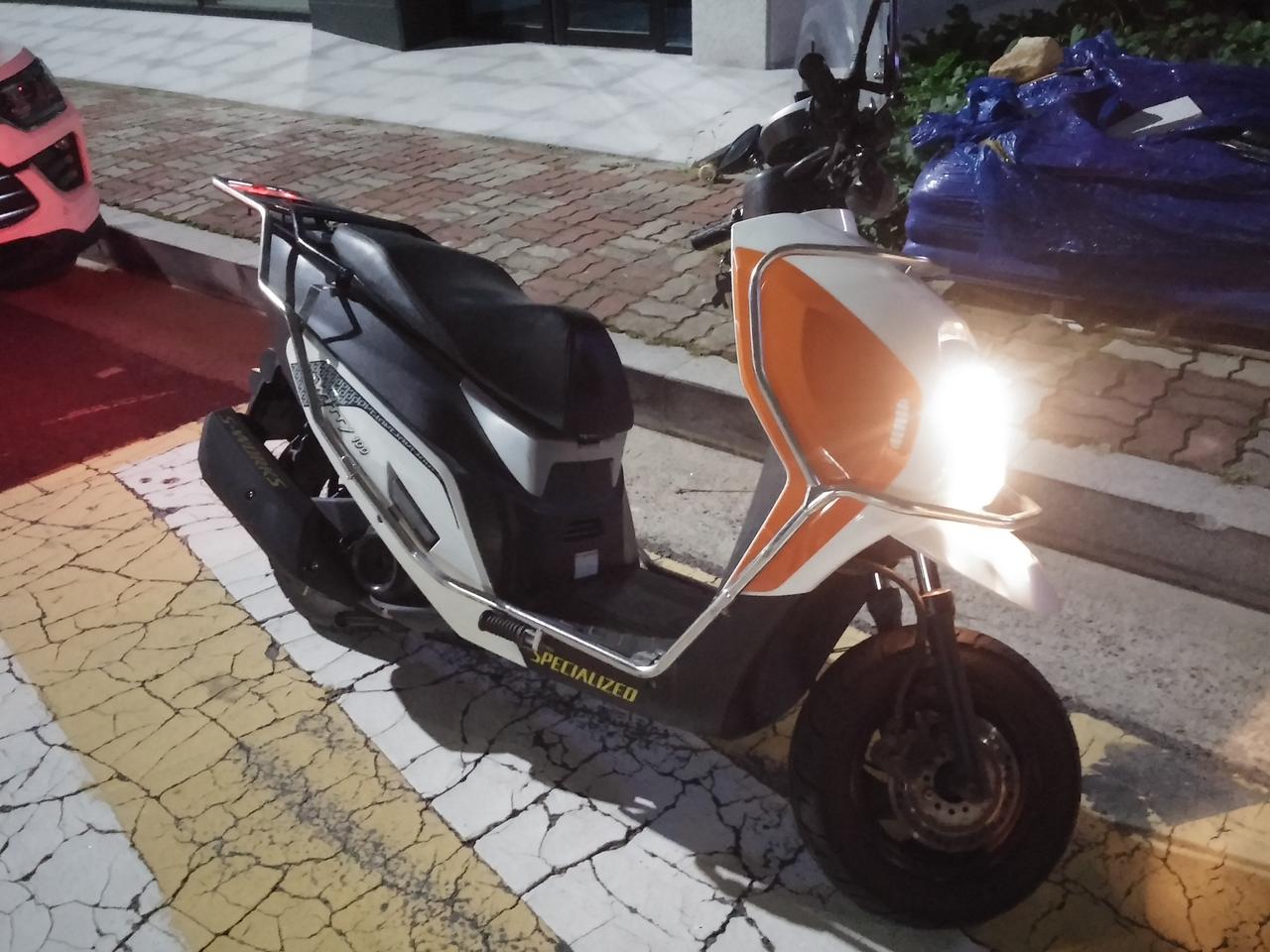 위티100  씨씨 17년 9천대 광주 사실분만