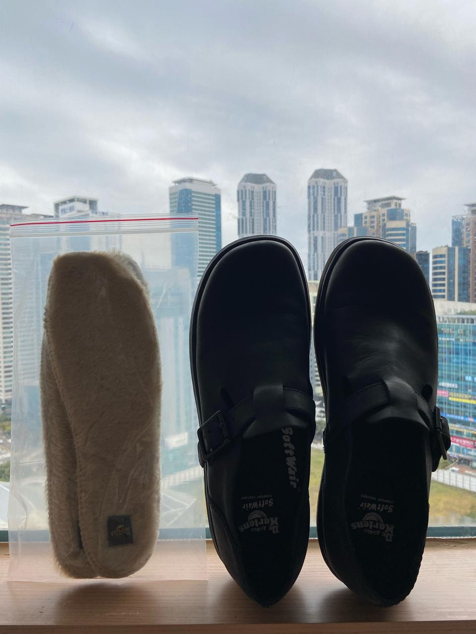 닥터마틴 패트리샤 270 블랙