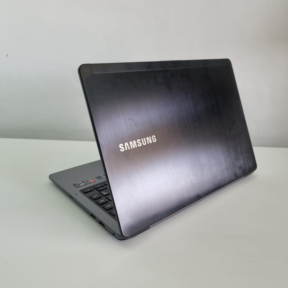 [롤/서든/메이플]삼성 슬림형 14인치 울트라북 (사양필독) 팔아보아요