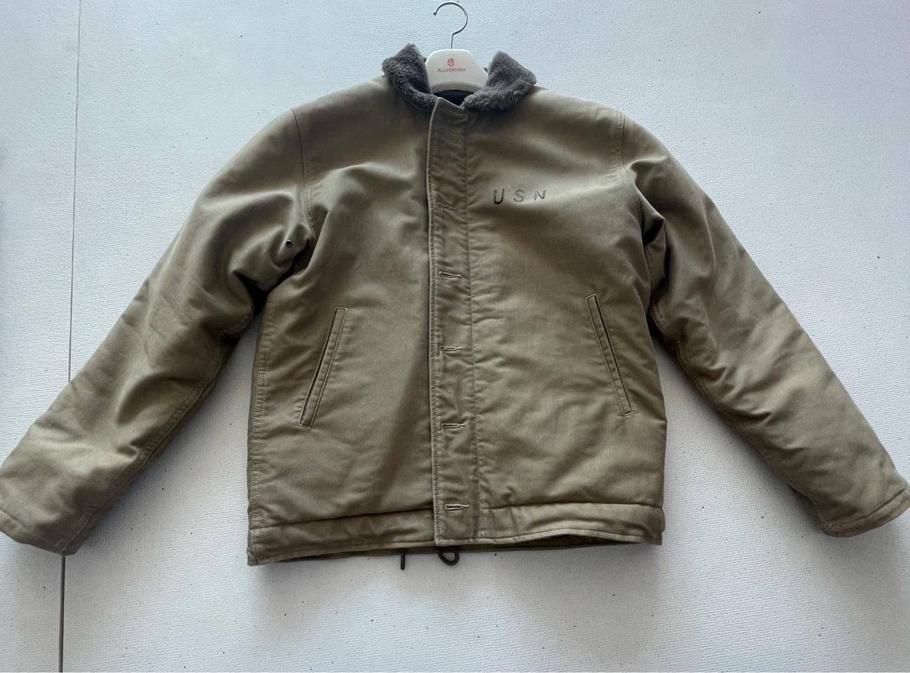 브론슨 덱자켓 상태최고!