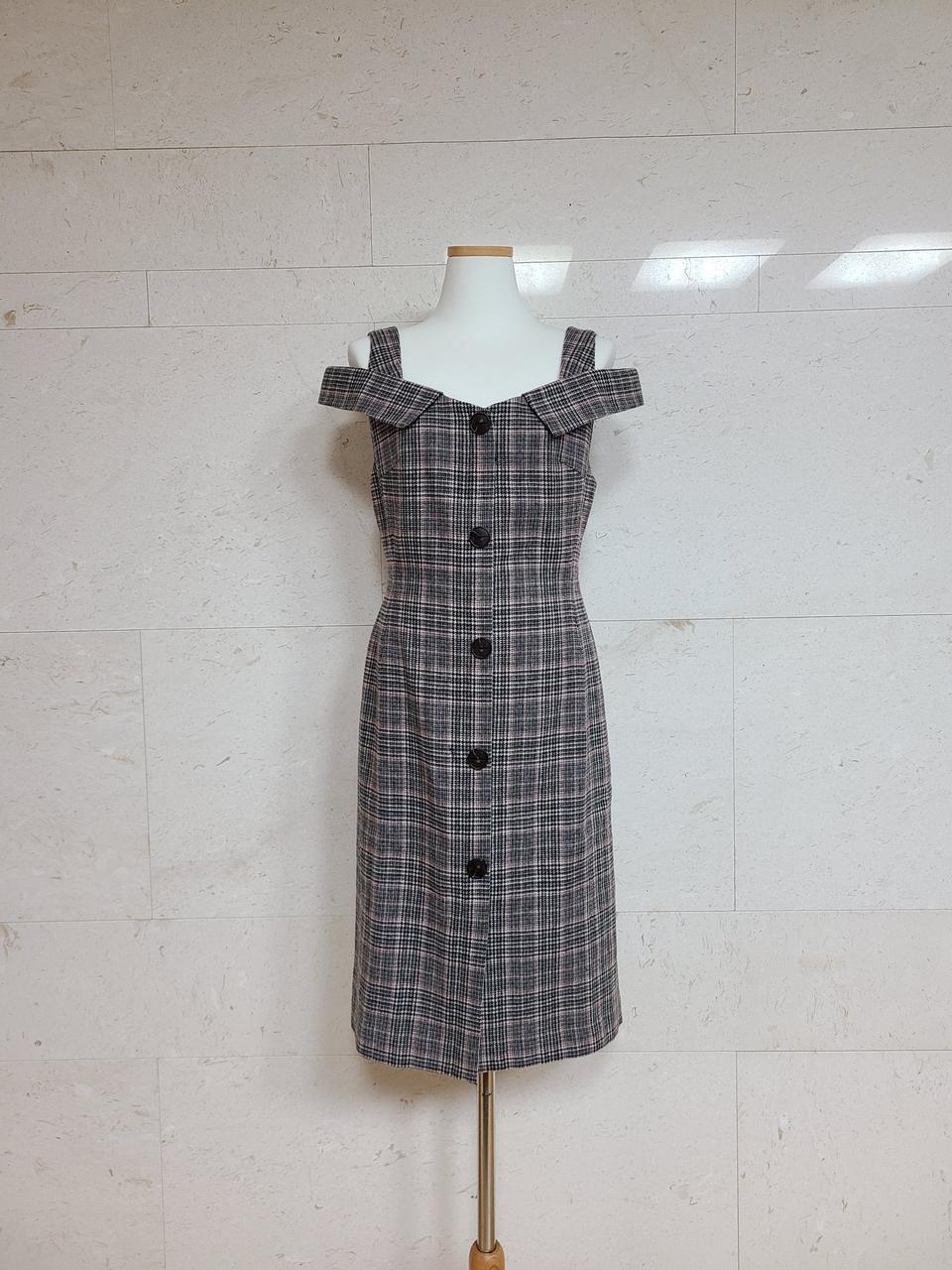 [새상품] 올리브데올리브 오프숄더 체크 원피스 55 정가 328,000원