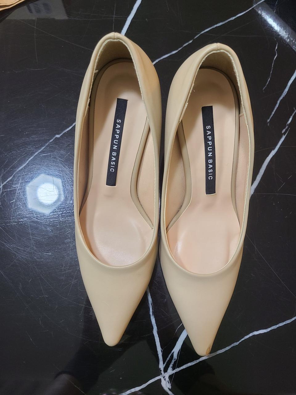 사뿐 카멜리 베이직 스틸레토 힐 구두 7cm 230사이즈 라이트베이지