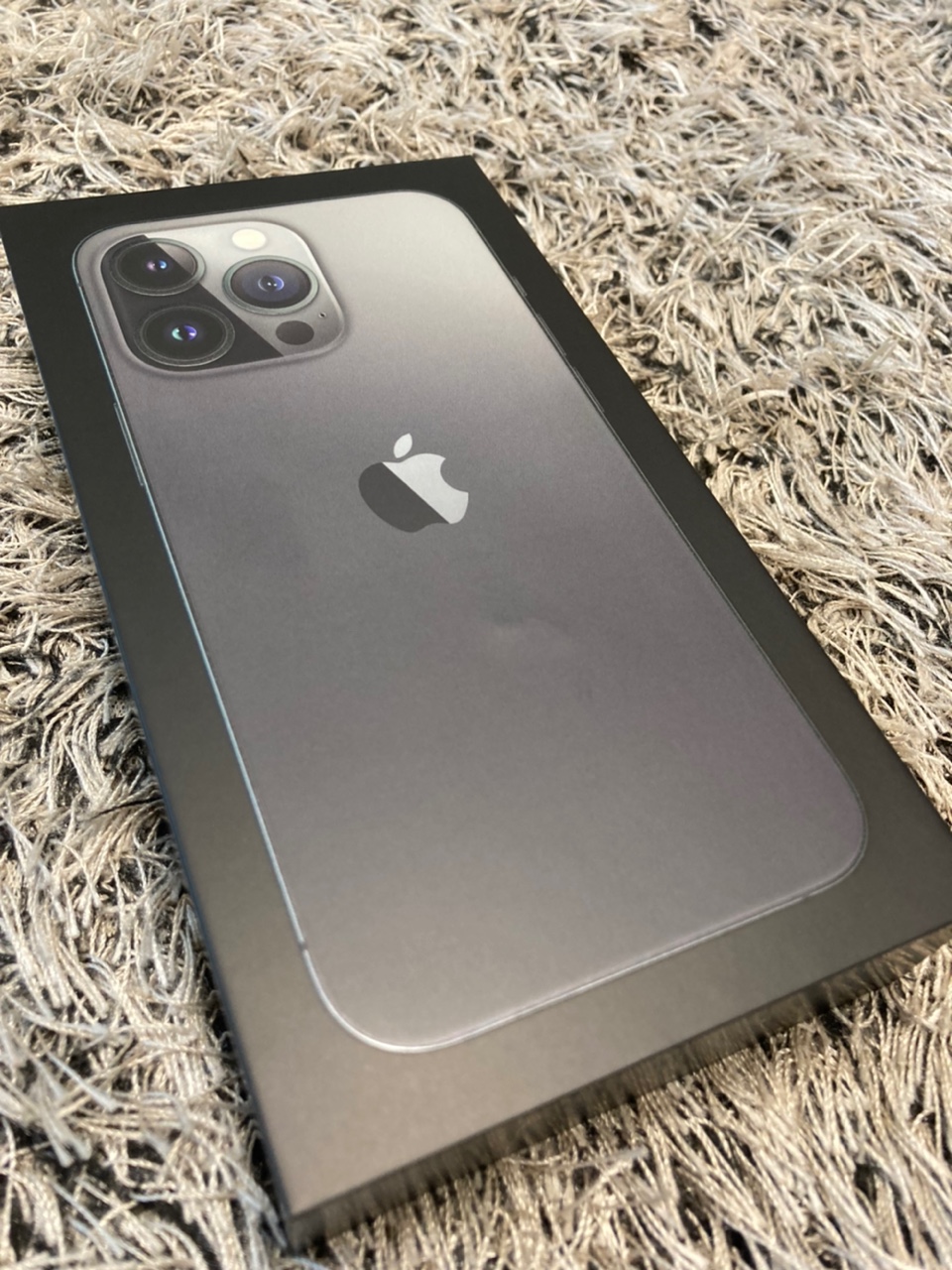 [미개봉] 아이폰13 프로 256GB 그래파이트 색상 팝니다.