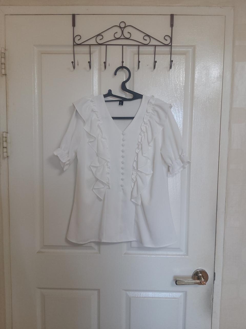 [새제품]싸개단추 레이스블라우스/가격내림