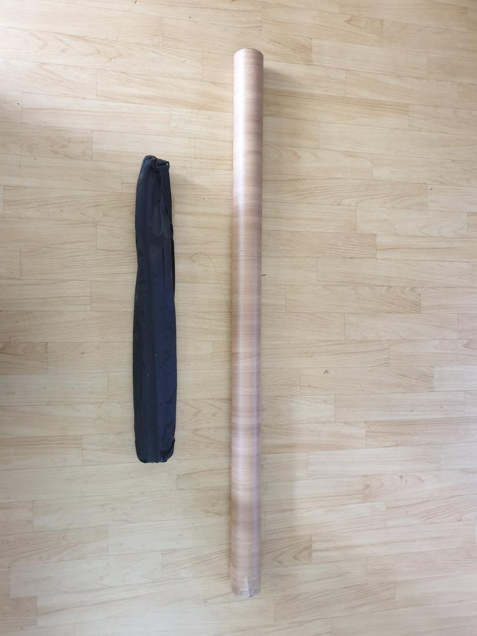 족자스크린과 삼각대