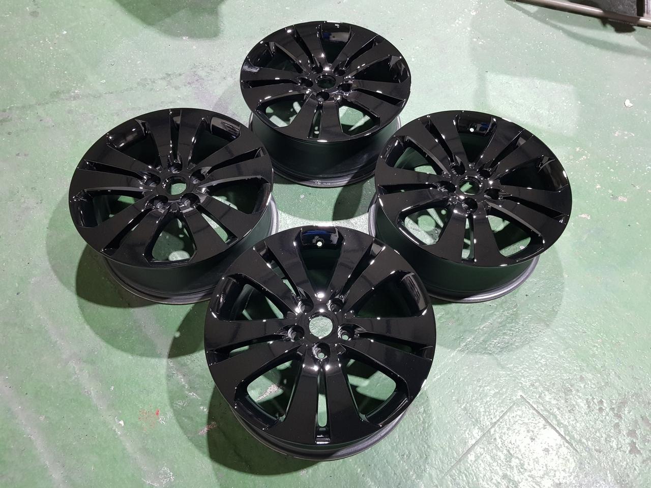 스포티지R 순정 유광블랙 18인치 휠 판매합니다~