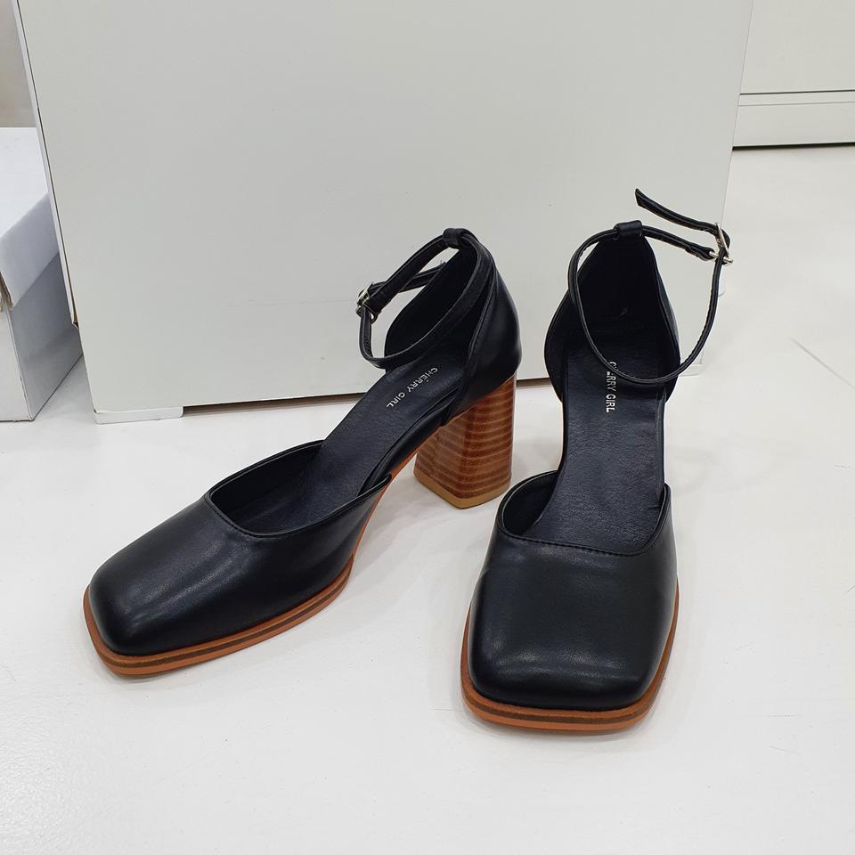 원가이하!! 7cm 스퀘어 메리제인 스트랩 구두 240mm
