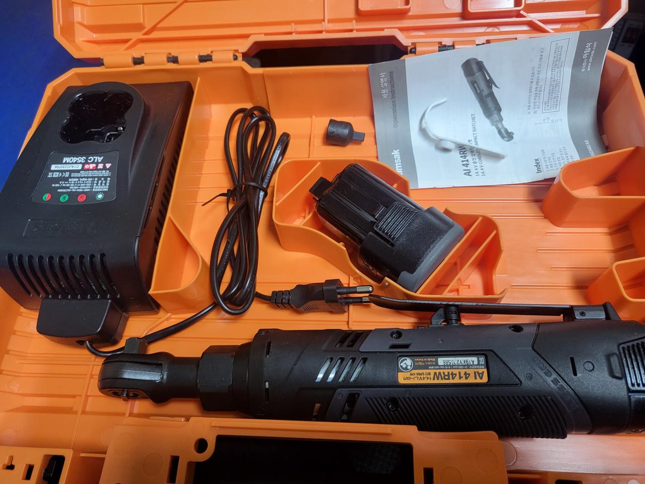 아임삭 AI414RW 충전라쳇렌치 14.4V 2.0Ah