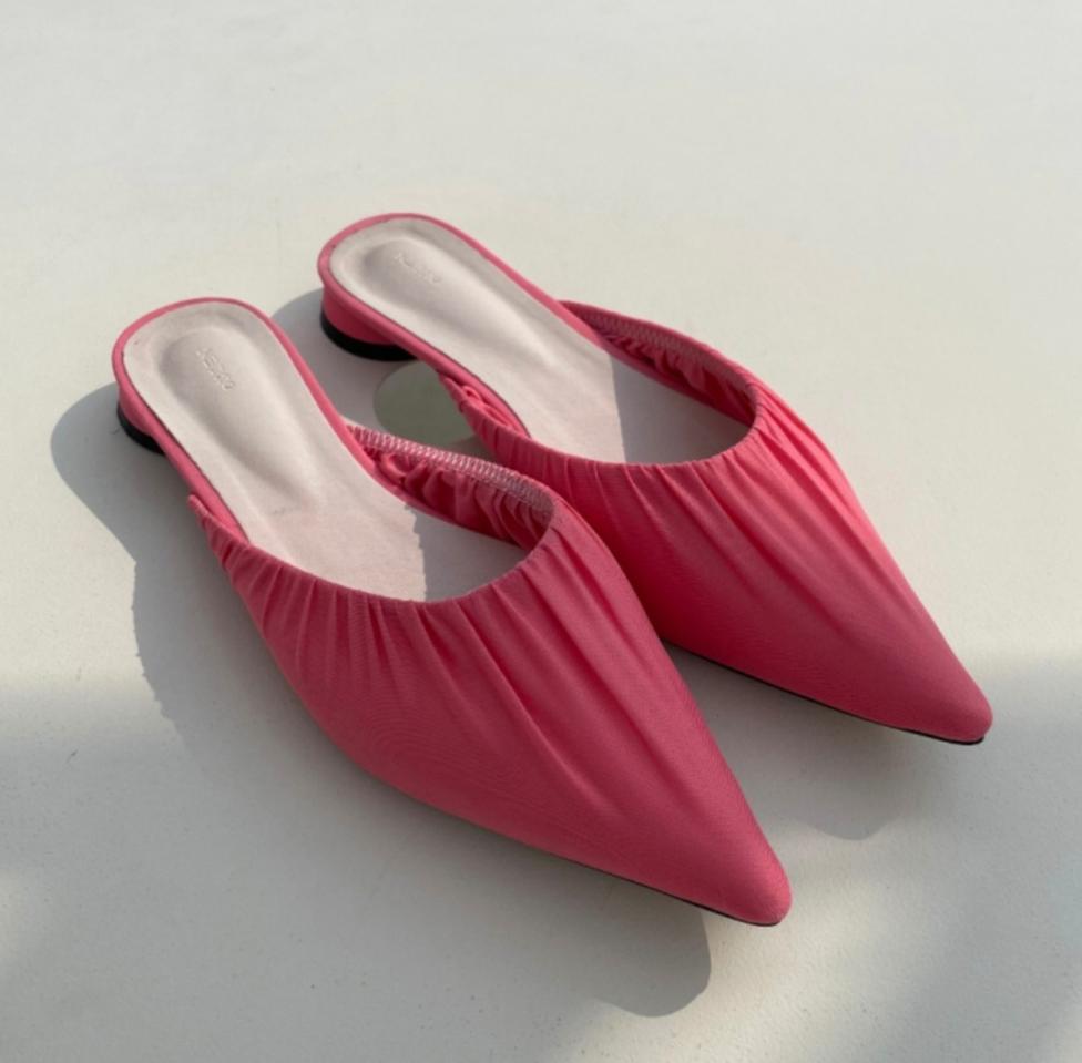 (새상품) 셔링 뮬 블로퍼