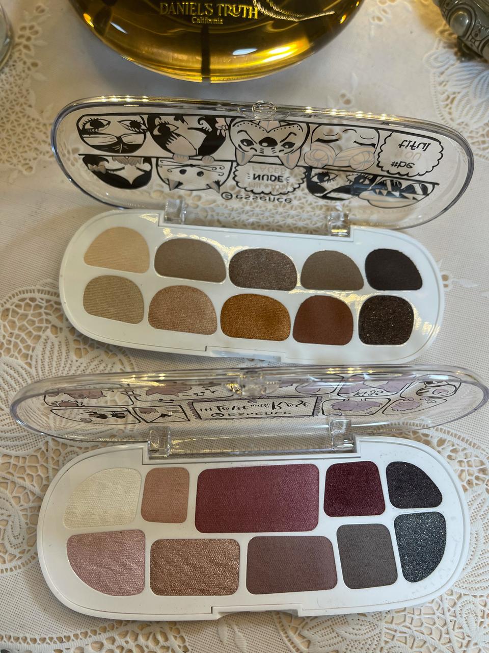 (새제품)에센스 밀리언 누드 페이스 아이섀도우박스