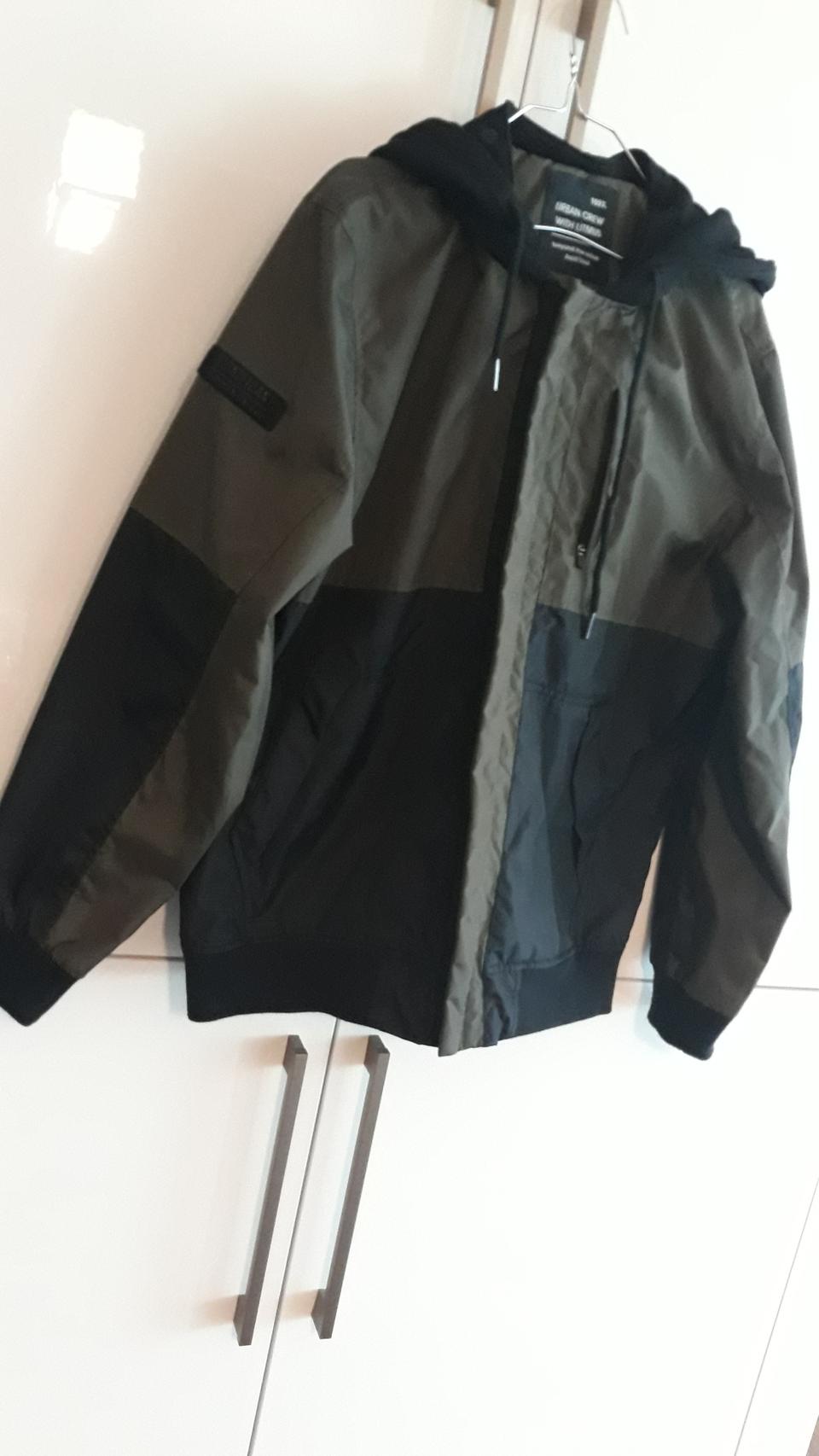 리트머스 가을점퍼 100 거의 새제품