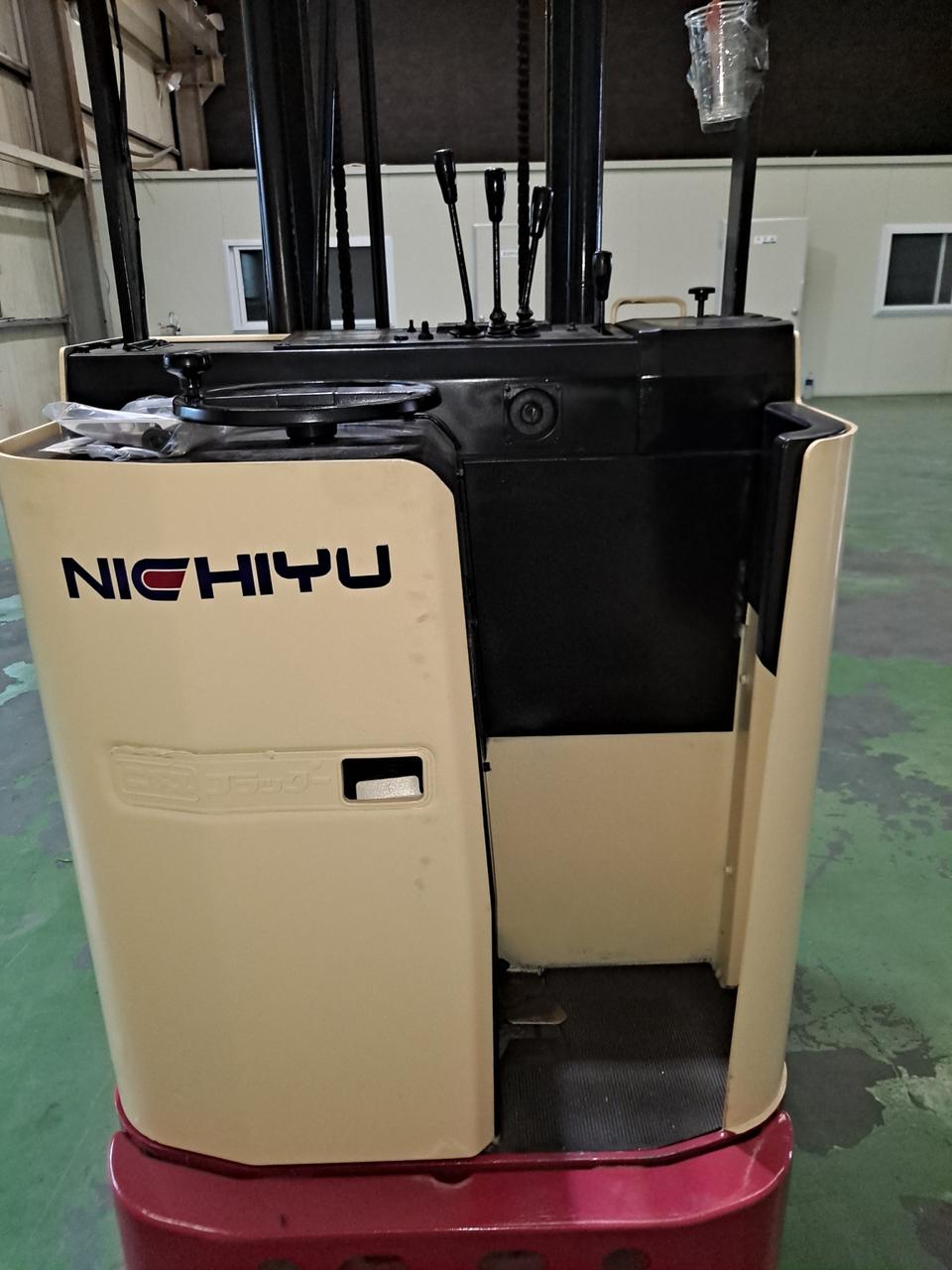 NYK 1.3톤입식지게차 4M상승 신품배터리