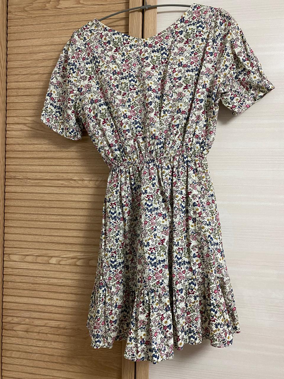 꽃무늬 반팔 원피스