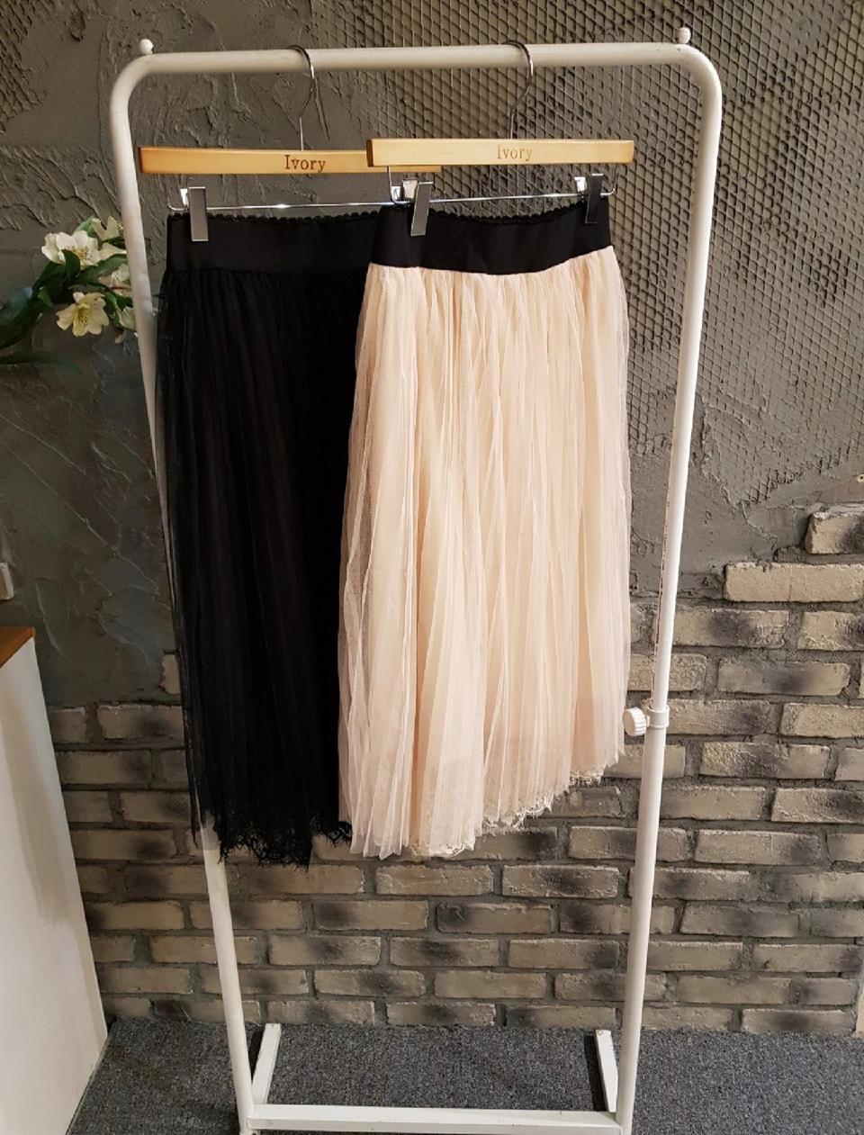 레이스 망사스커트