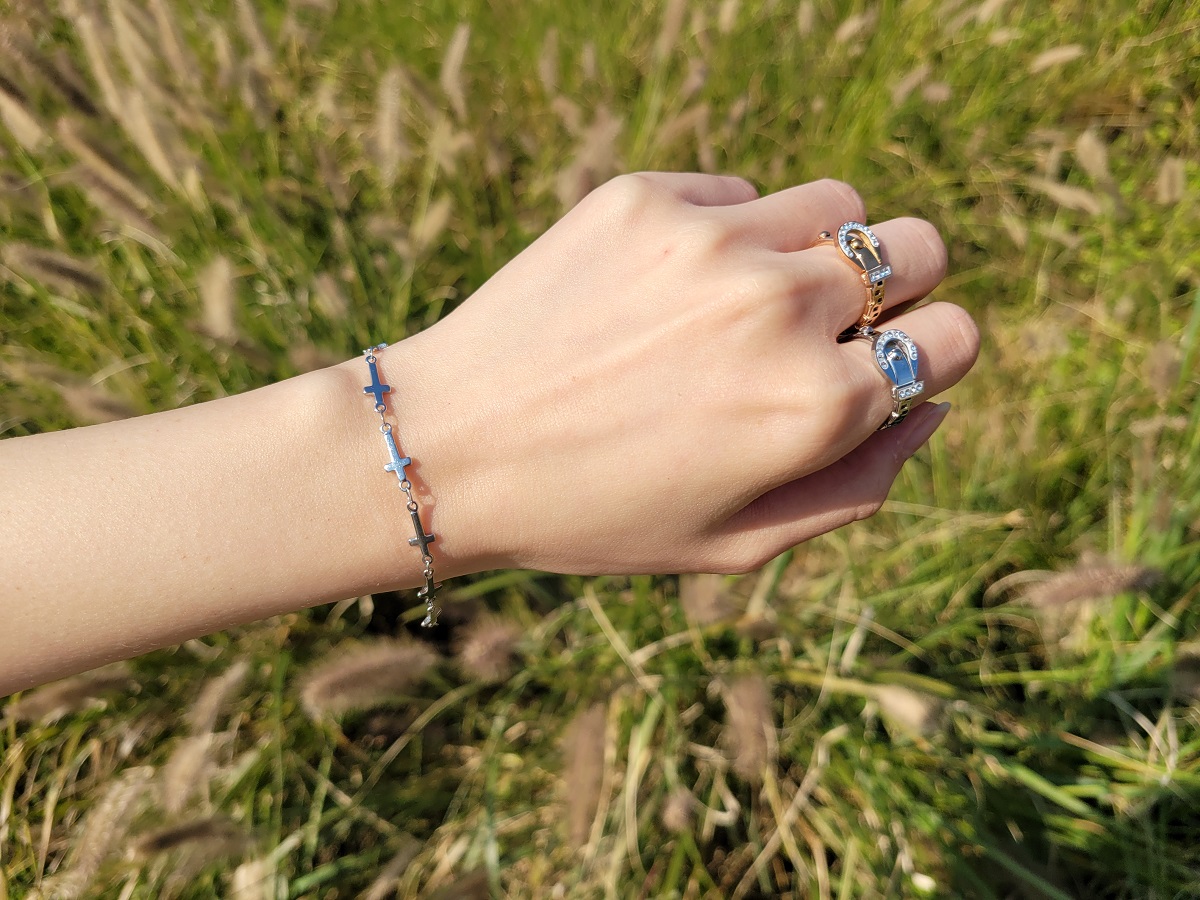 써지컬스틸 십자가 체인팔찌