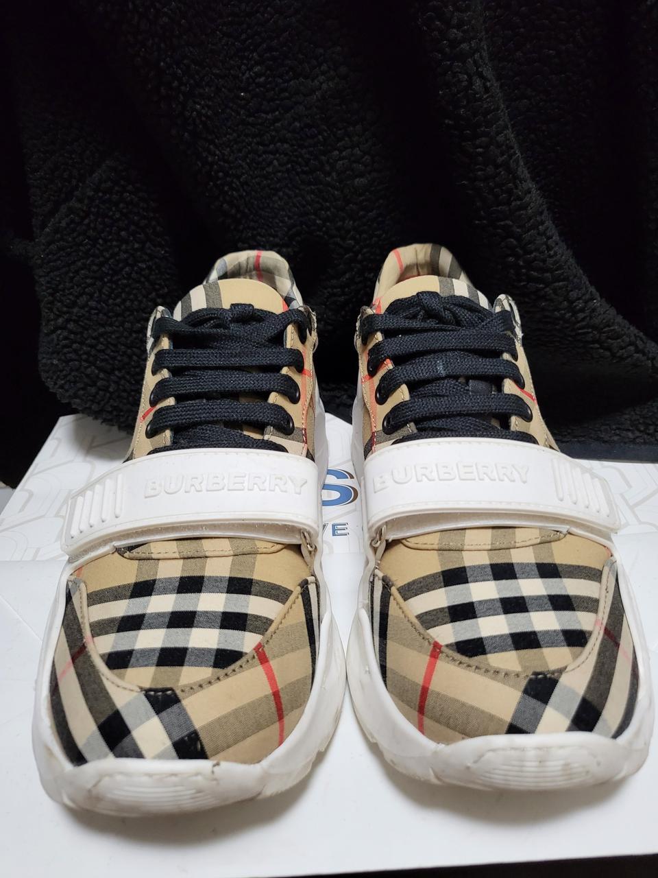 [정품]버버리신발 스키커즈