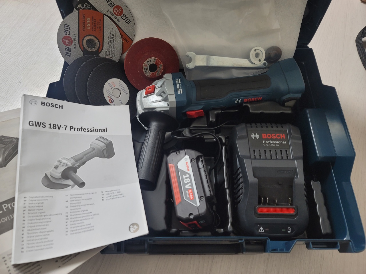 정품 보쉬 18v gws 7 충전 그라인더 미사용 새제품