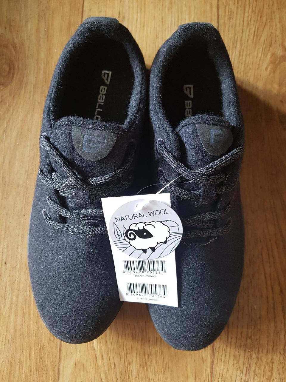 밸롭 울 스니커즈 운동화 새상품 265