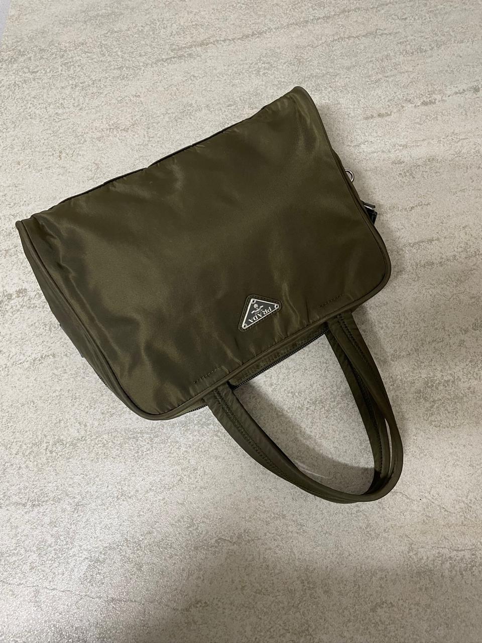 {추천}정품 프라다 포코노  스몰토트백(인기템)