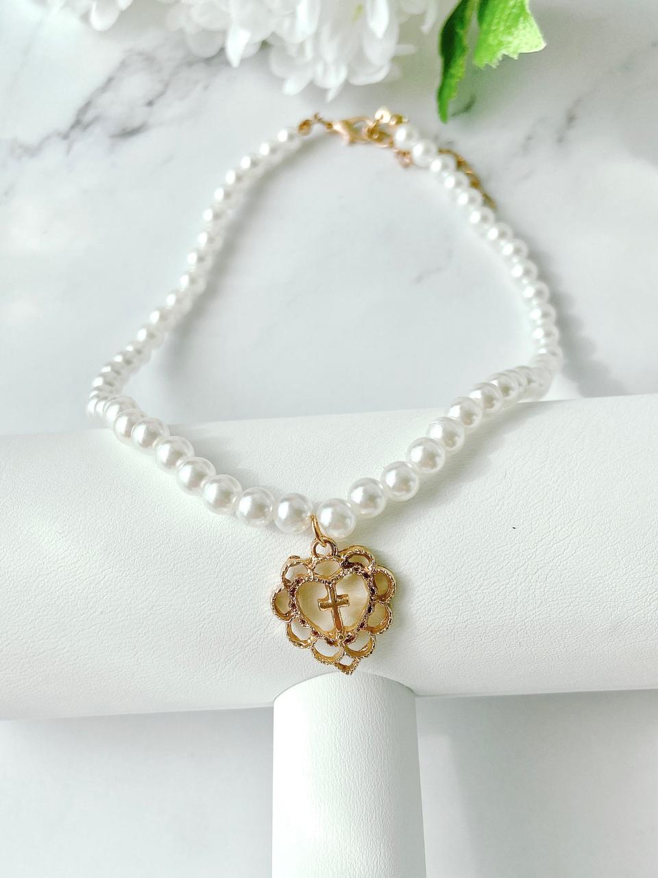 진주 하트속 십자가 초커 목걸이