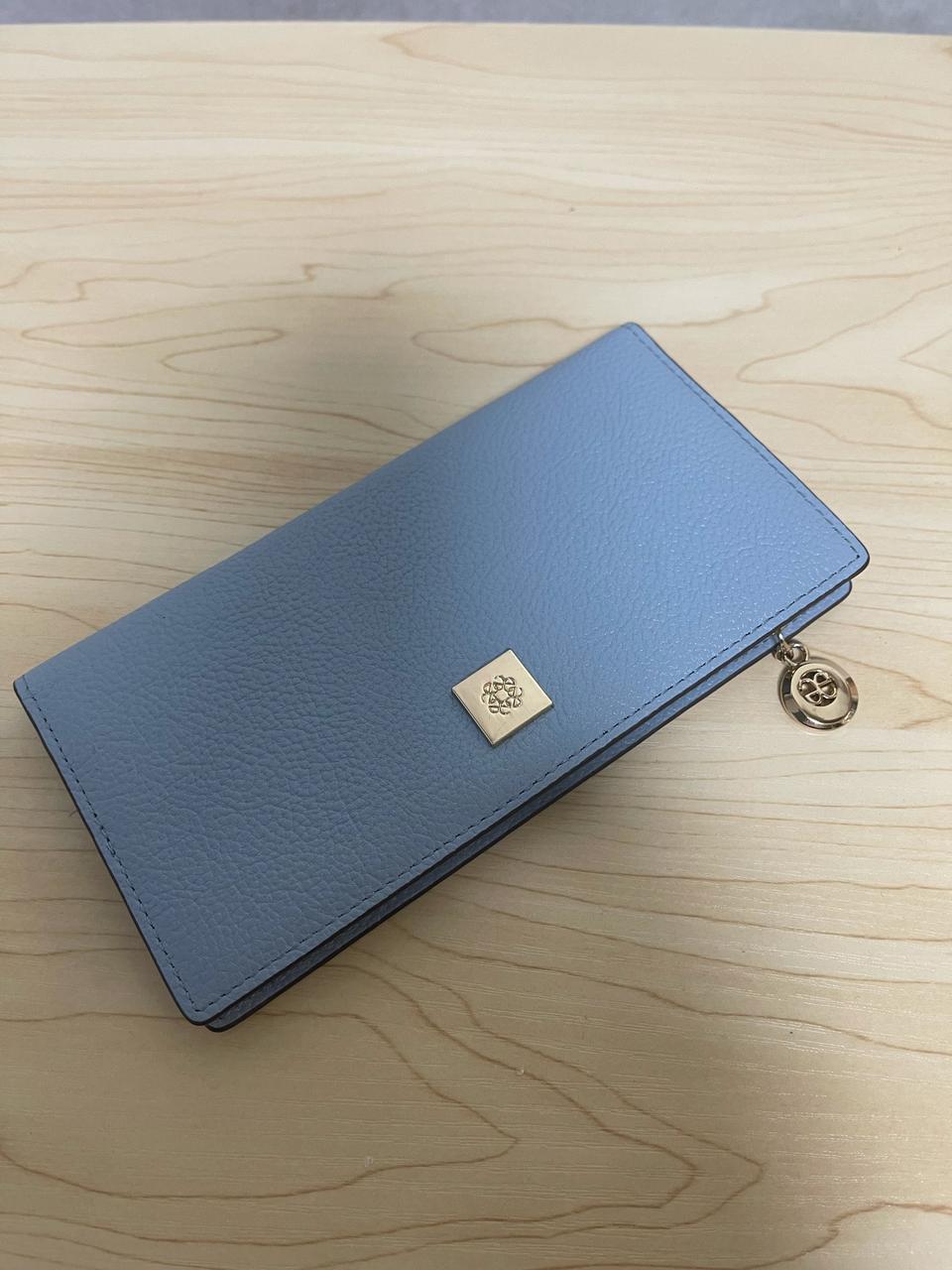 하늘색 장지갑