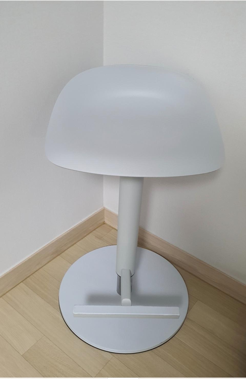 이케아 홈바 회전 높낮이조절 의자