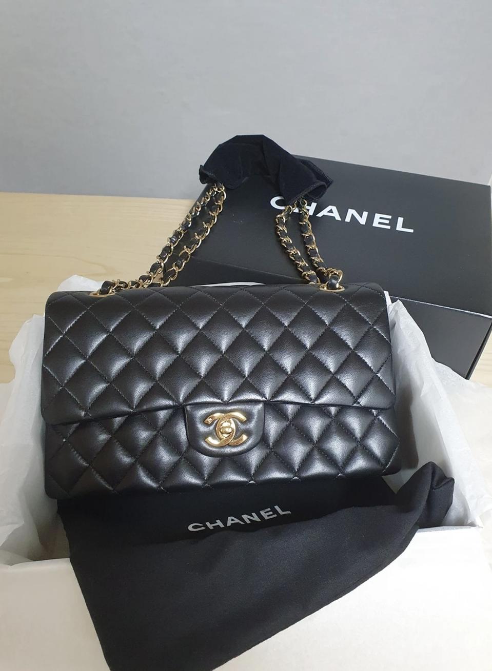 (정품) 샤넬 클래식 미듐 금장