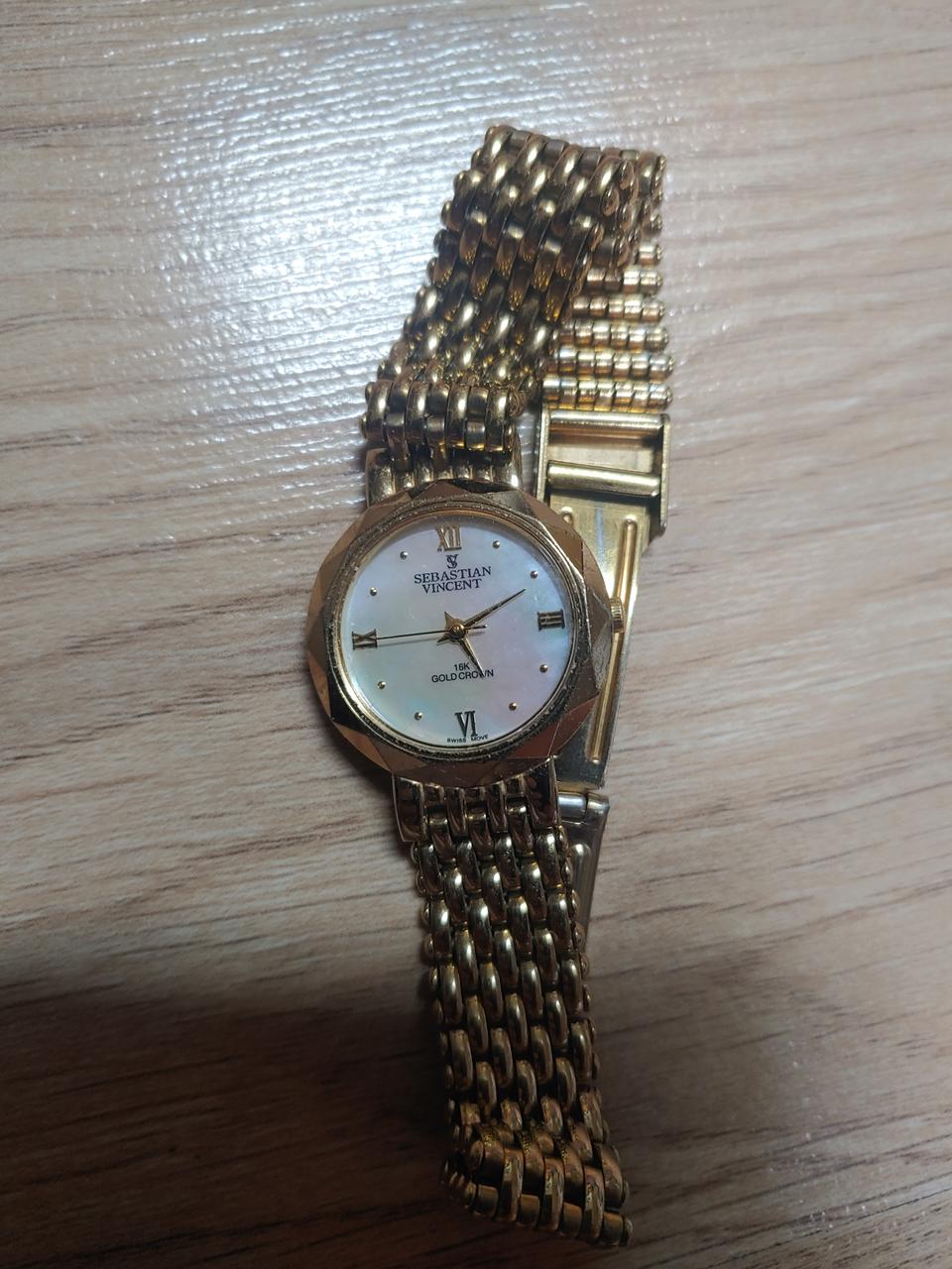 세바스찬빈센트.여성용시계.18k용두