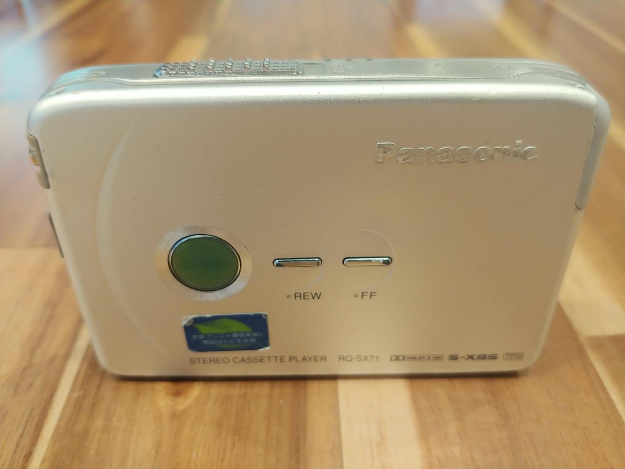 파나소닉(RQ-SX71)-3 워크맨(카세트플레이어) 판매합니다.