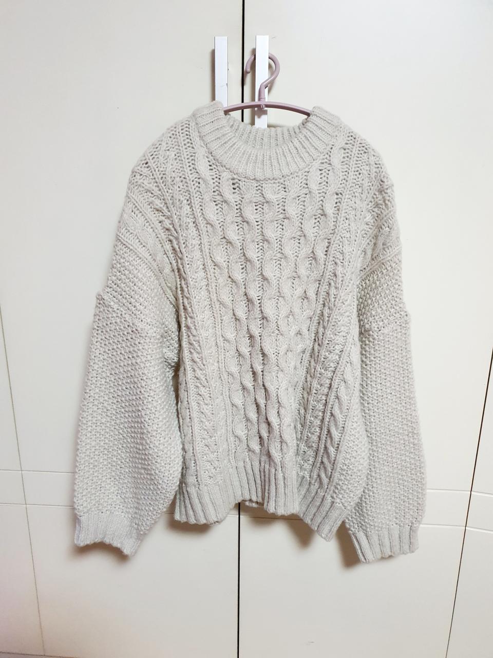 (새상품)도톰 겨울 니트 스웨터♡