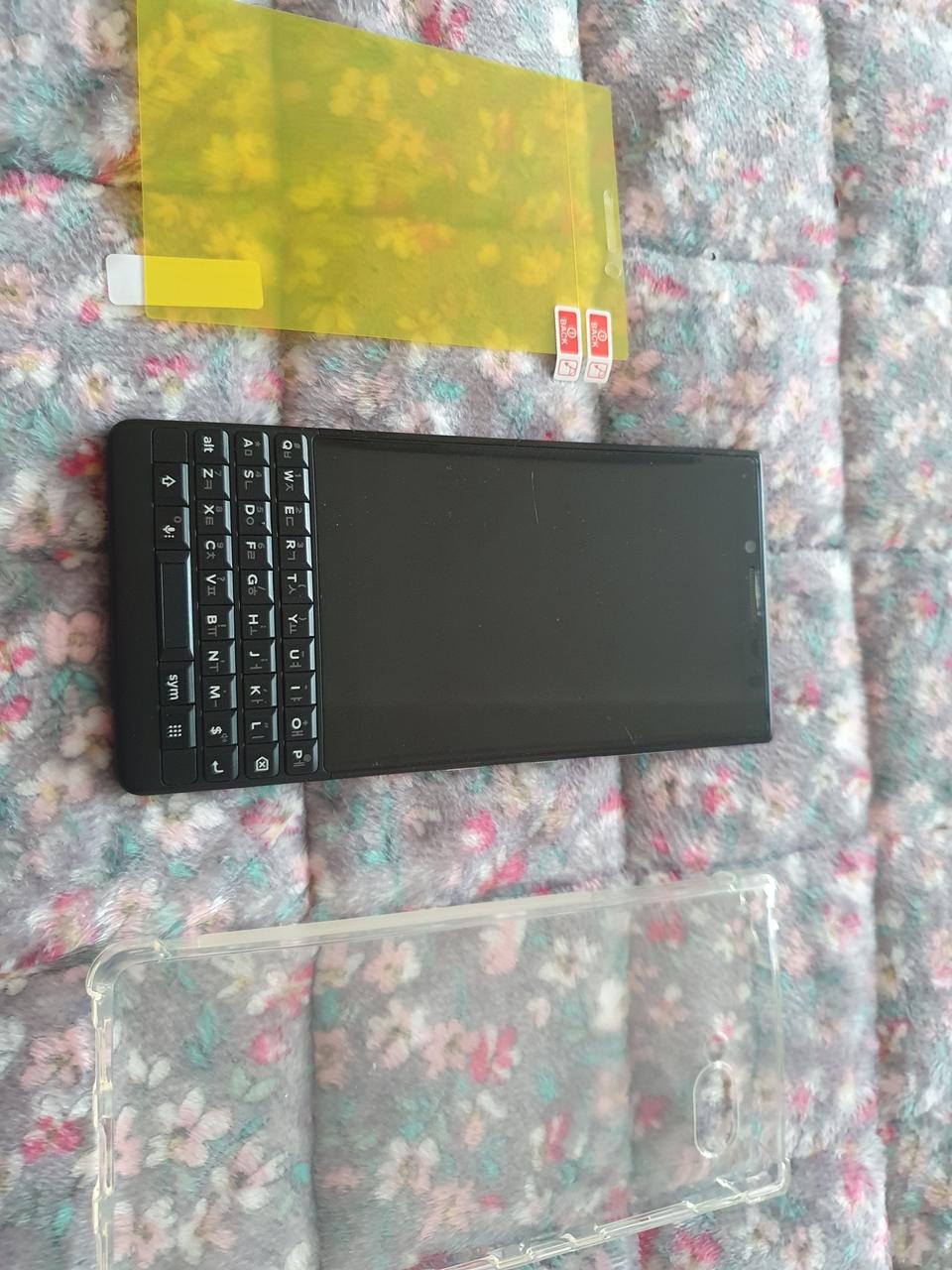 블랙베리 키투 128기가 듀얼심 팝니다