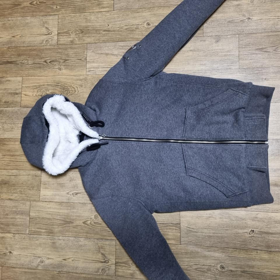 정품 무스너클 버니스웨터 18FW