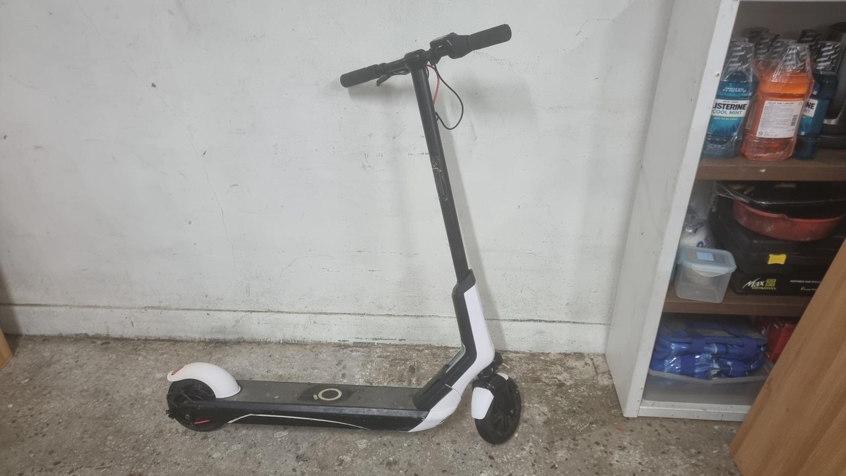 샤오미 전동 킥보드 유니 ES808