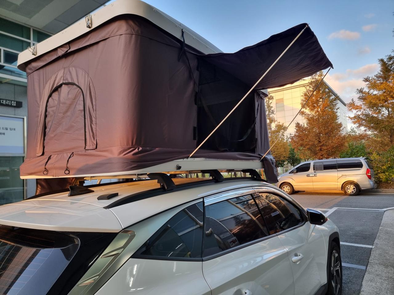 차량 하드 루프탑 흰색텐트 사다리증정 내방설치권장