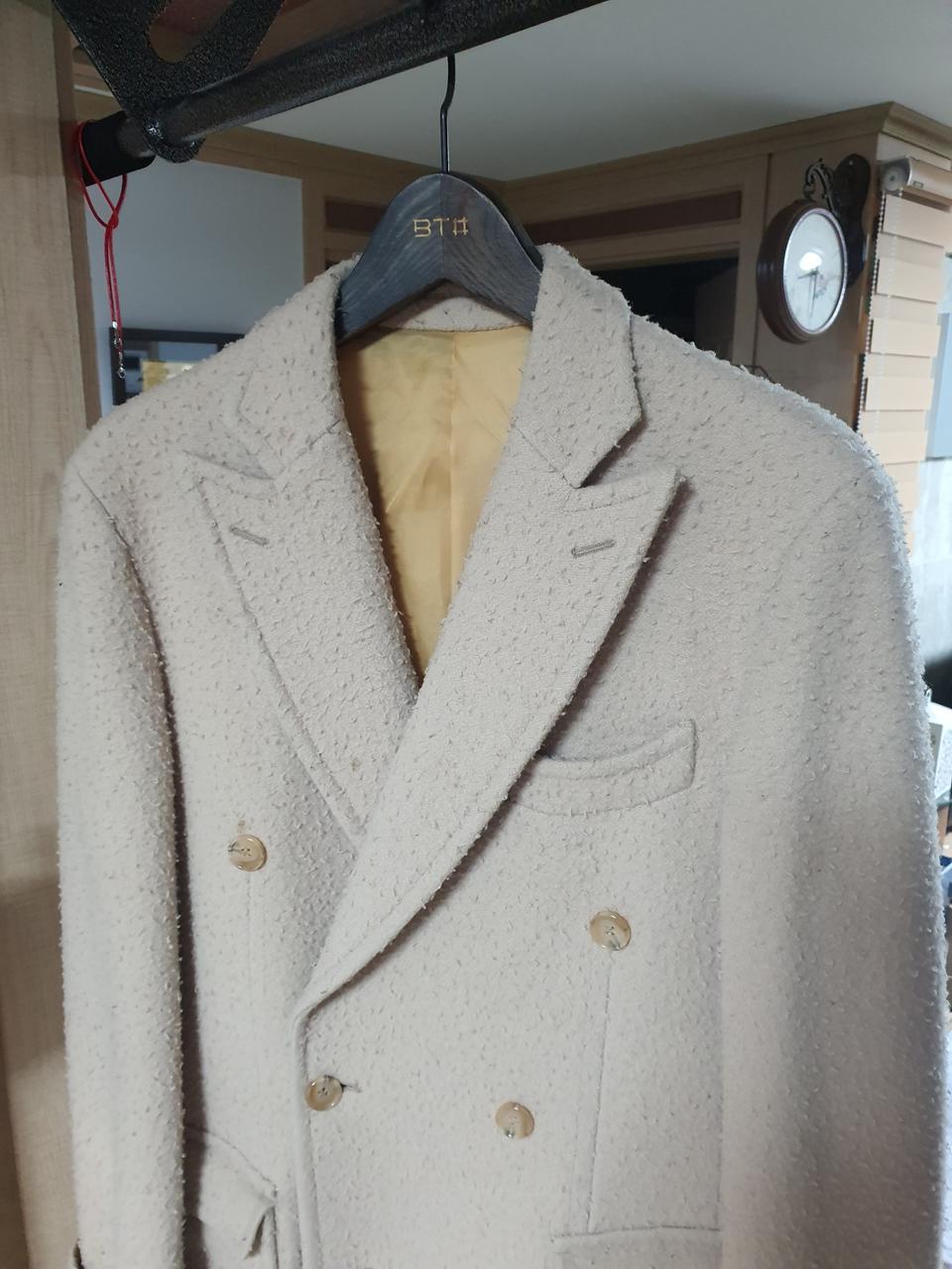 카센티노 더블코트 크림색