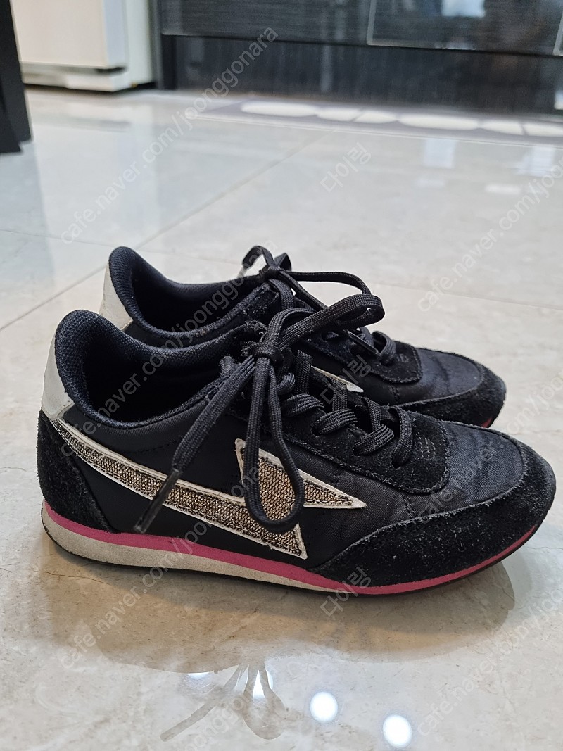 (30) 리틀 마크제이콥스 스니커즈