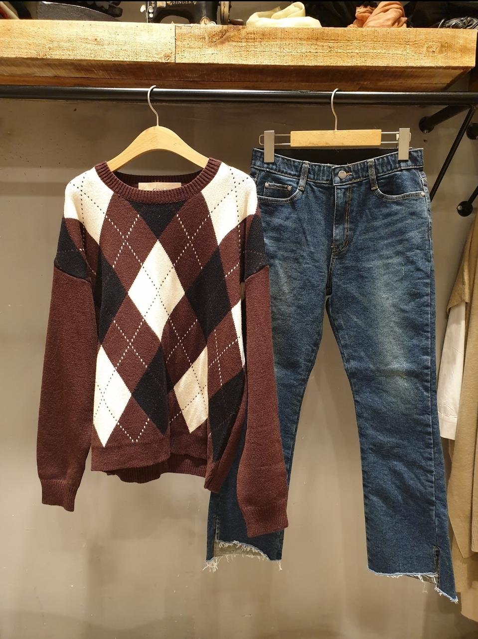 (새상품) 아가일 니트