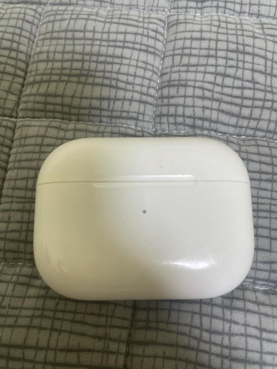 에어팟 프로 본체