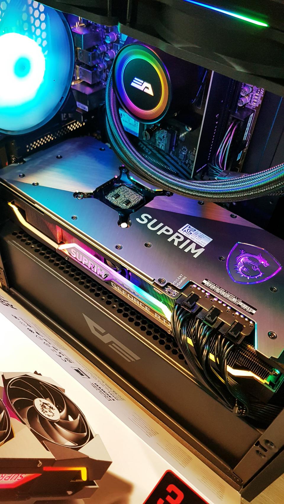 MSI RTX 3080 Ti 슈프림 AMD 5600X 방송용 수냉 컴퓨터