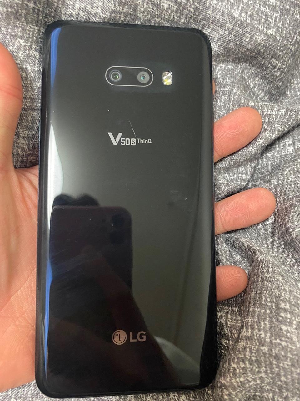 LG V50s 256 상태좋음