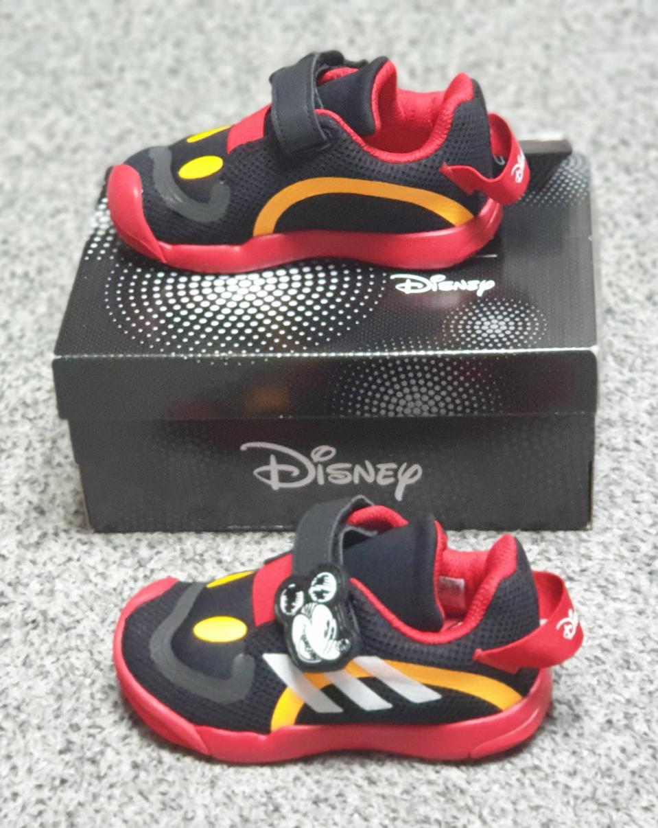 새상품)아디다스 엑티브플레이 믹키 유아동화 사이즈 150